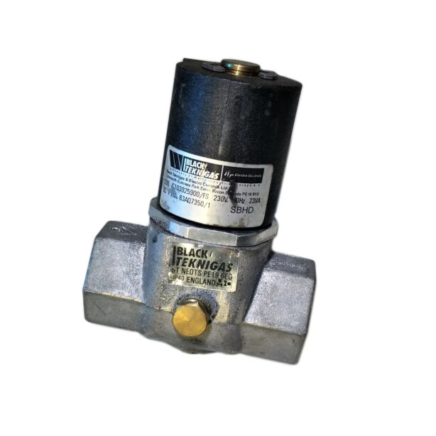 Black Teknigas Solenoid Valve 1/2" 230V 500mbar(Max) 2941211-00